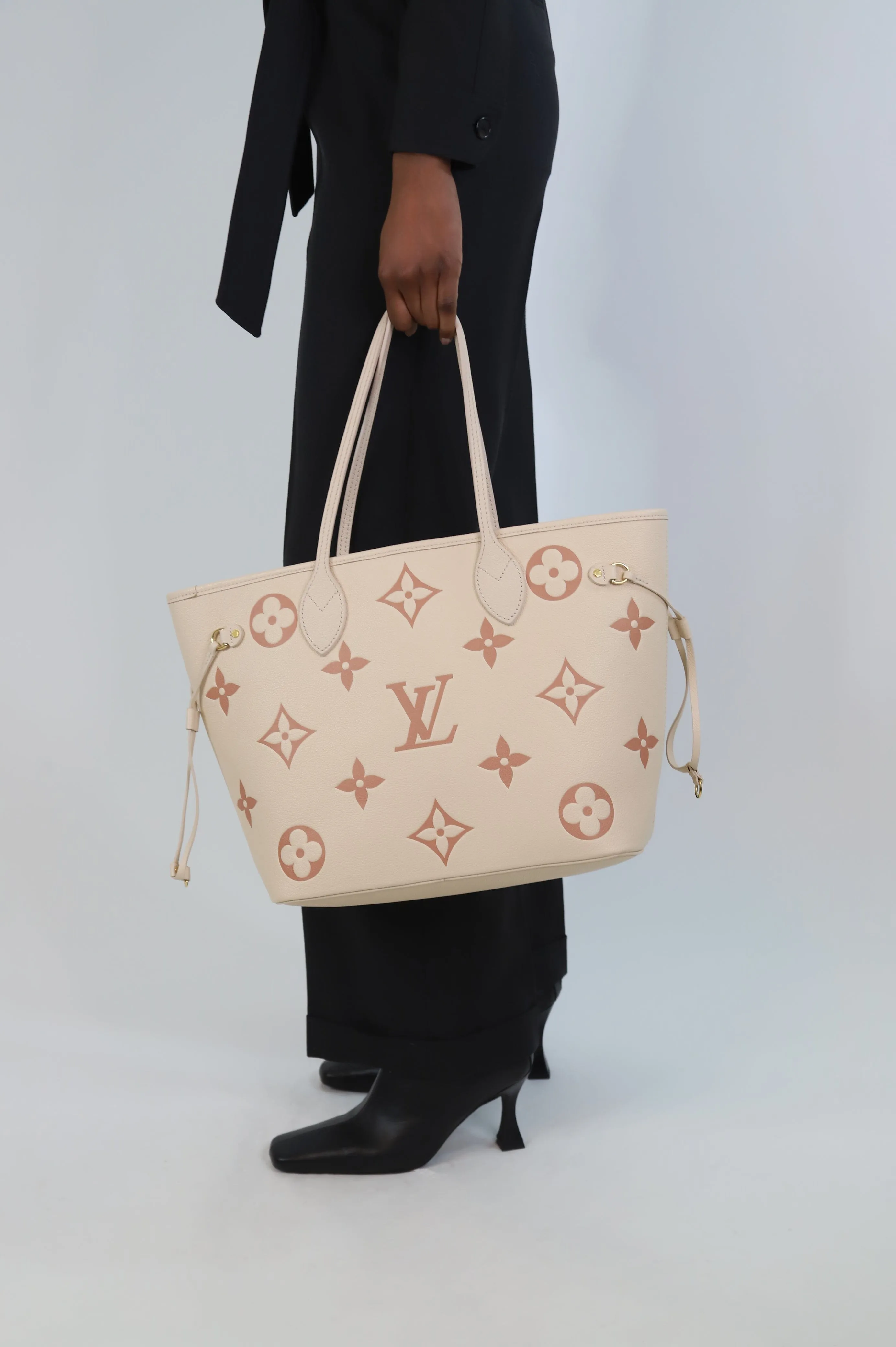 Cream Neverfull monogram Empreinte leather MM tote bag