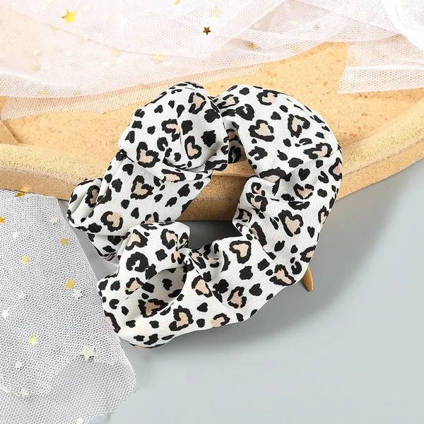 Heart Cheetah Print Scrunchie with zipper - 3 colors