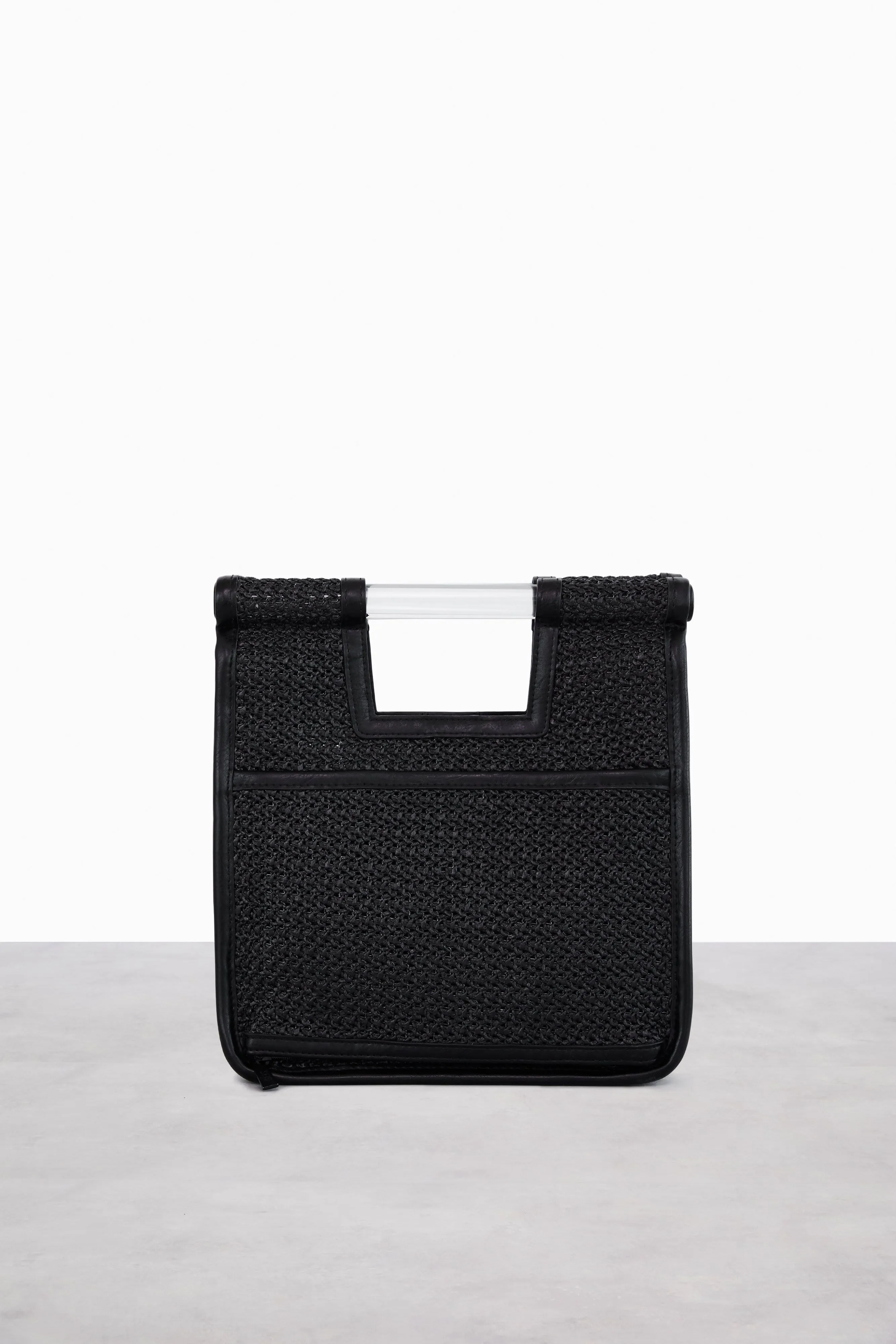 The Naturals Crossbody in Black