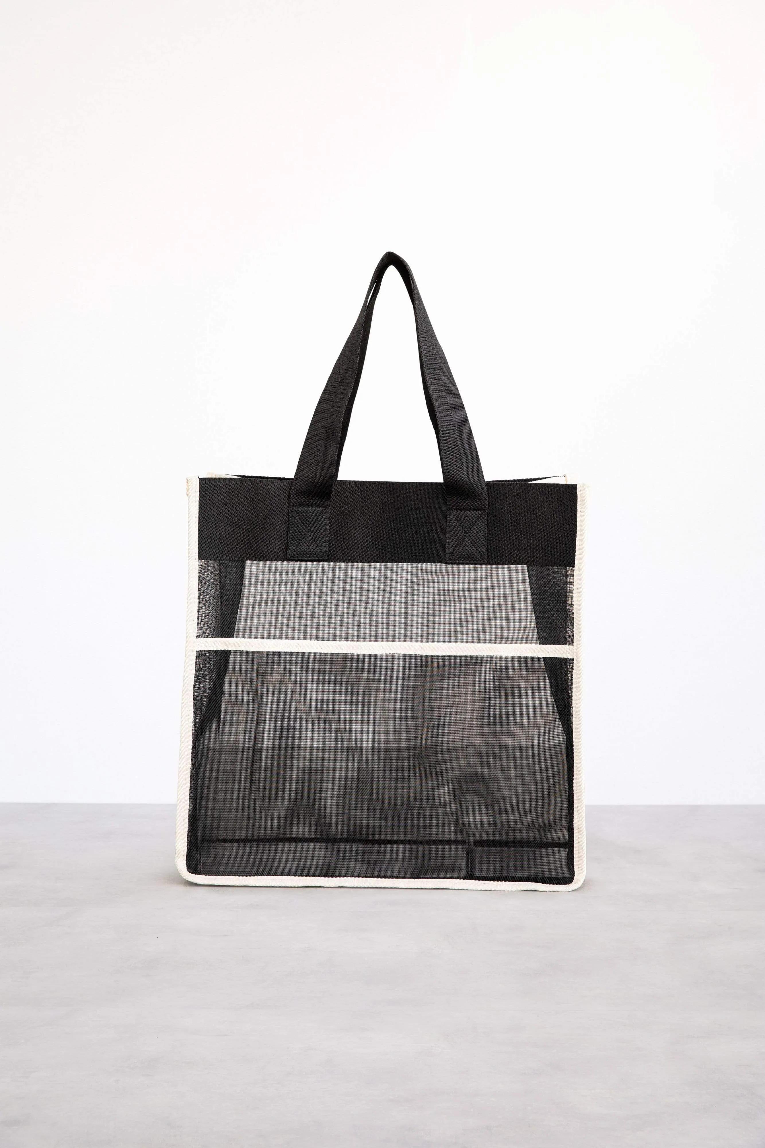 The Shopper Tote in Black